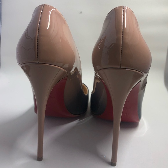 Nude and black ombré….matching purse listed in another post - Picture 2 of 4